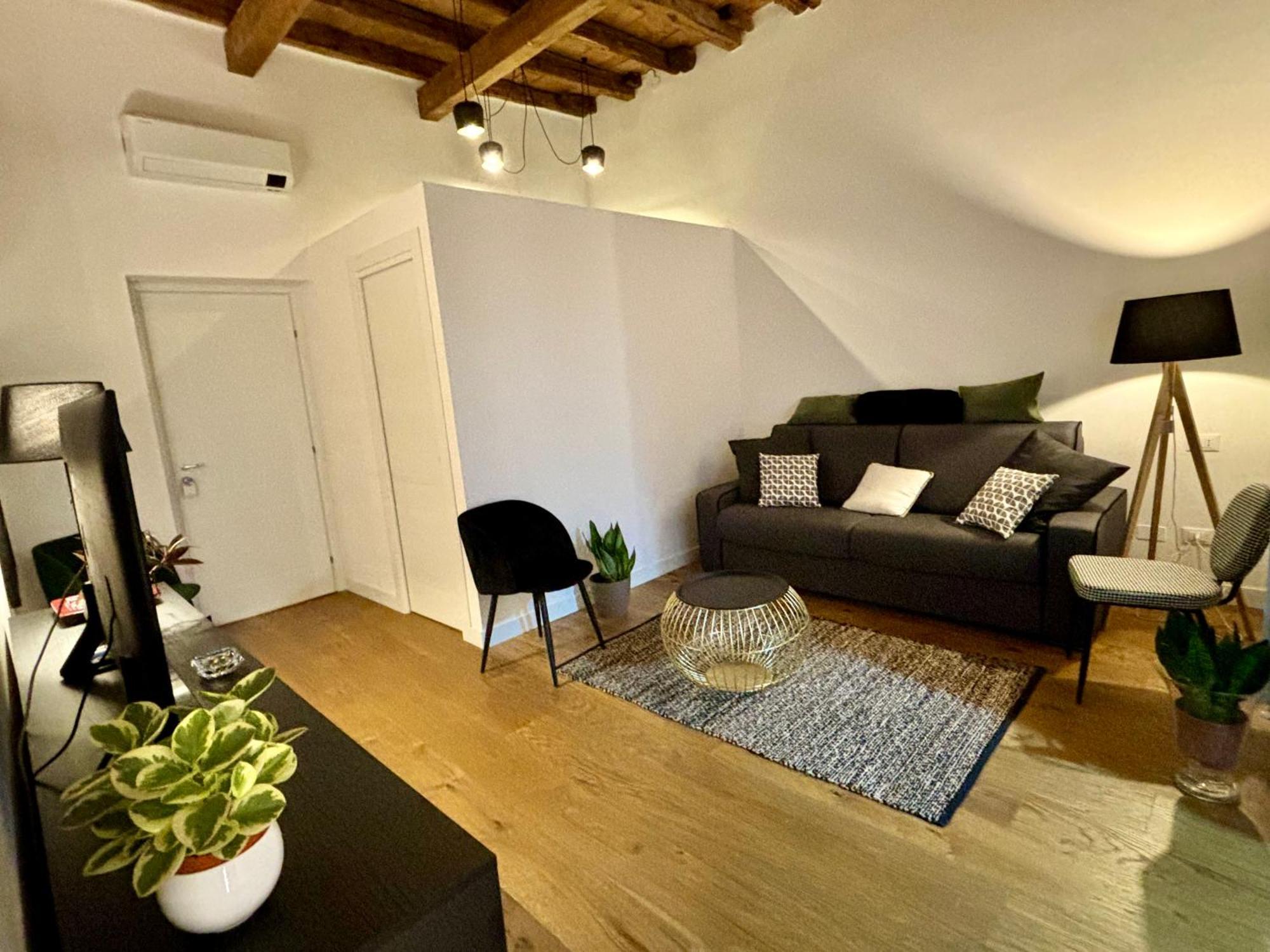 Olivuzza 27, Palermo